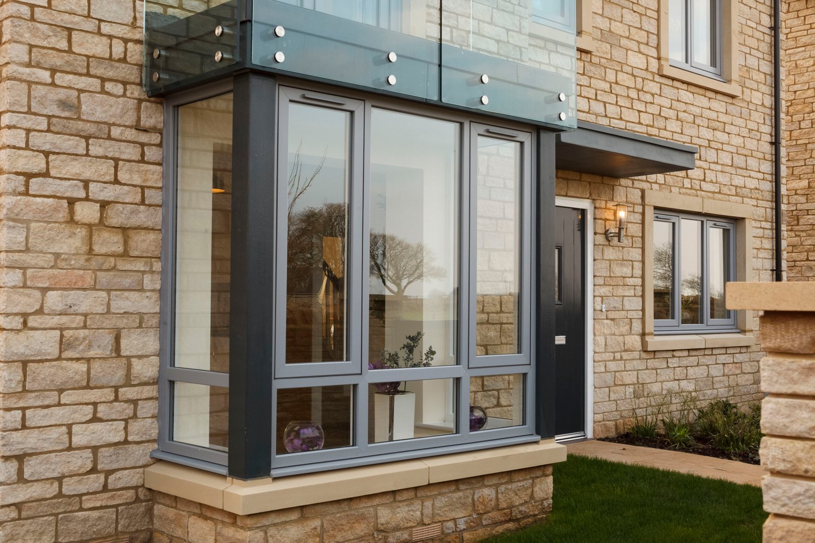 Modus Windows Grimsby